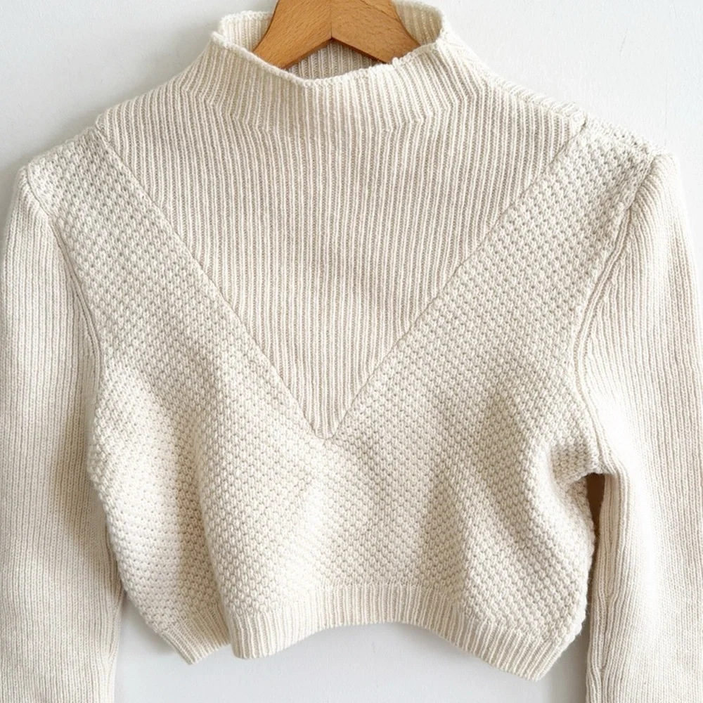 VICTOR GLEMAUD wool Crop Mock Neck long sleeve sweater In Pearl cream Sz medium